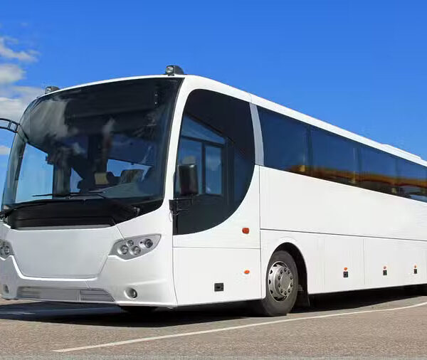 India London Bus: The bus runs from India to…