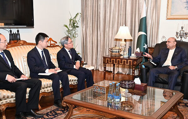 Chinese ambassador meets Pakistani President, pleads with India for…