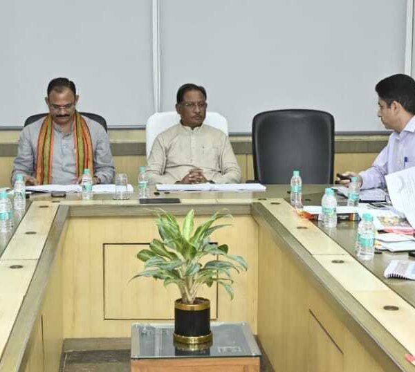 Chhattisgarh CM Vishnu Deo Sai reviews health Projects and…