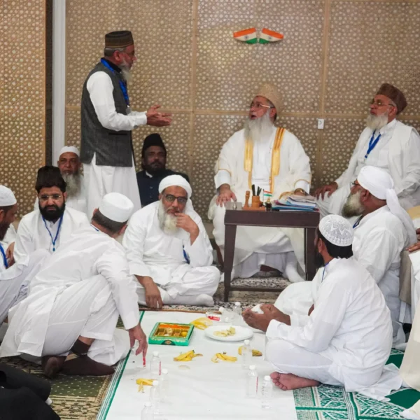 RSS Chief Meets 60 Islamic Scholars to Foster Hindu-Muslim…