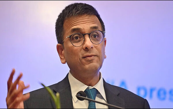 Supreme Court: Former CJI Chandrachud did not vacate the bungalow after retirement, now SC has written a letter to the Center
