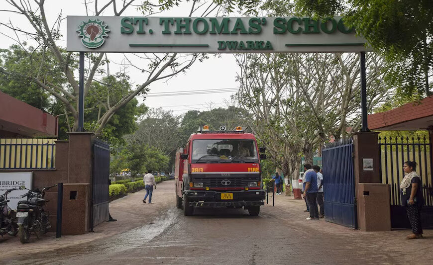 Bomb threat in 20 schools of&hellip;