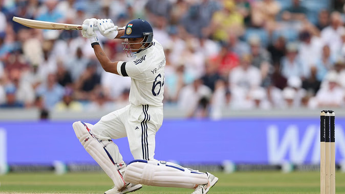 Ind vs Eng Live Score: Second session continues, Yashasvi and Gill on the crease; India’s score close to 100