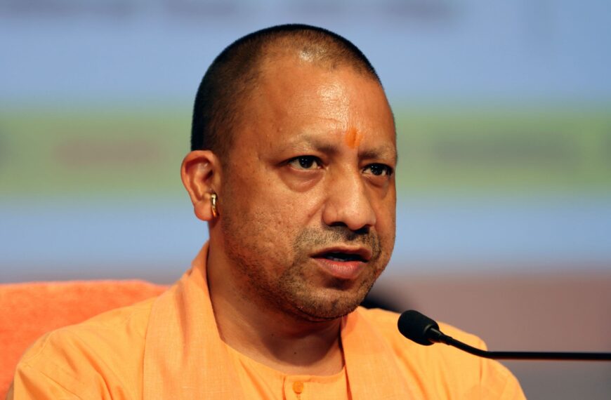Loan of Rs 25 lakh to government employees, big discount on stamp paper for women; Here are the big decisions of Yogi Cabinet