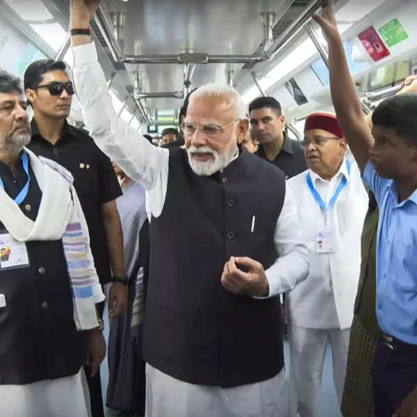 PM Modi Opens Yellow Line of Bangalore Metro Rail