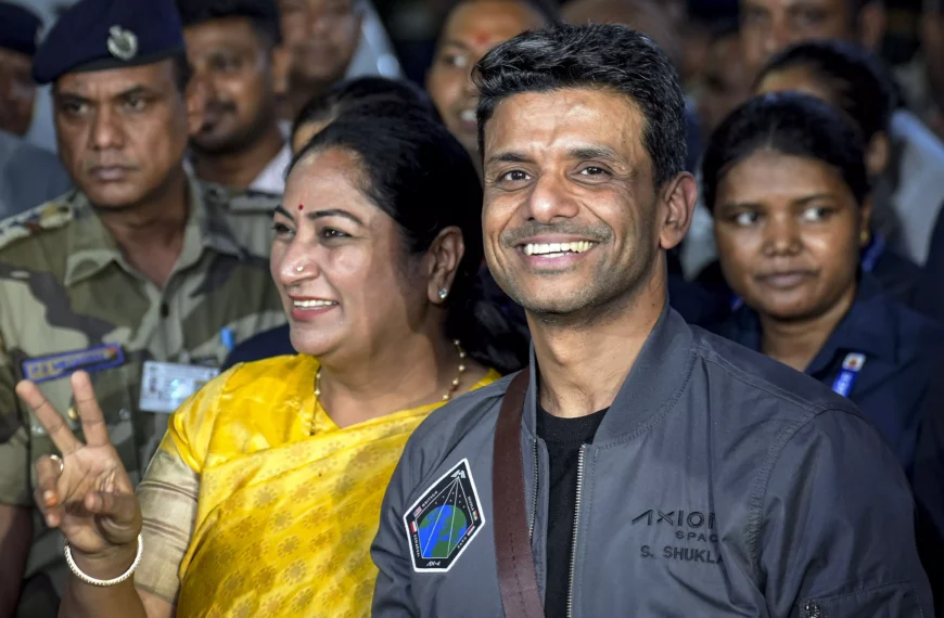 Shubhanshu Shukla Returns to India to a Warm Welcome