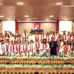 Boman Irani Inspires Graduates at…