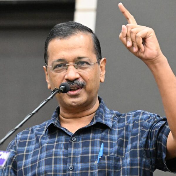 Kejriwal dares PM Modi to impose 75 pc tariff…