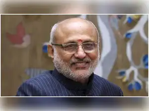 Hours ahead of VP polls, Congress hits out at…