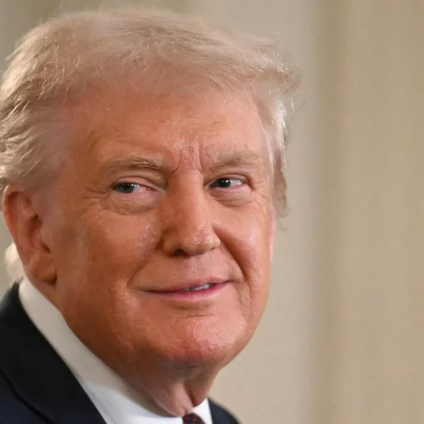 Trump Says He Thinks Gaza Hostages Will Be ‘Coming…