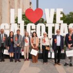 Global Pharmaceutical Leaders from 7…