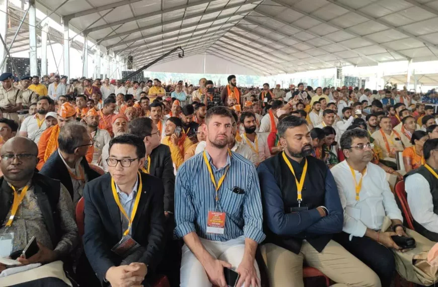 Diplomats Go On BJP Poll Tour