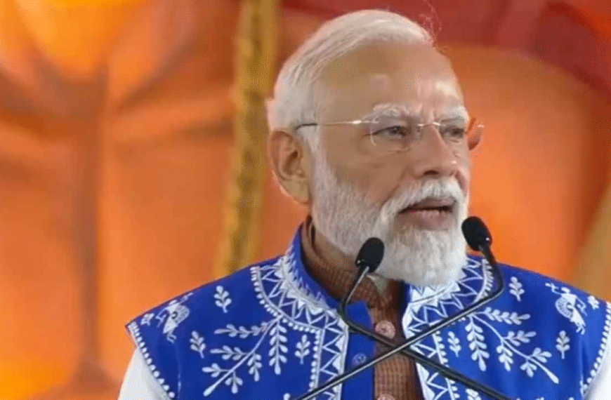 VIDEO: Prime Minister Narendra Modi Praises Chief Minister Sai in Gujarat