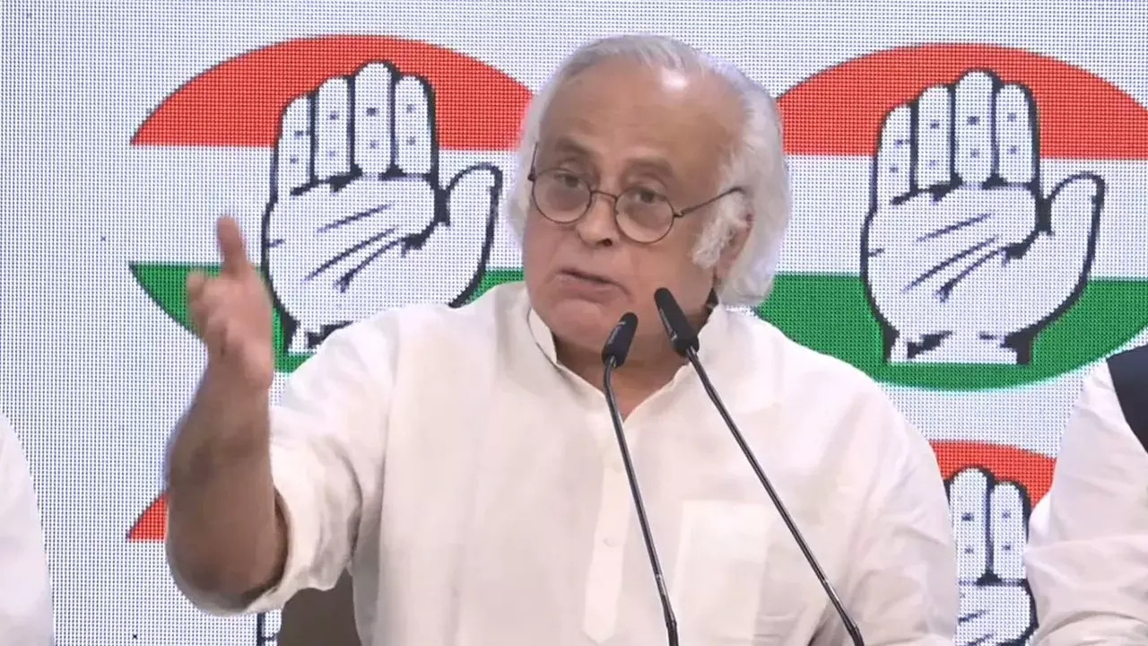 Congress Slams FIR on Sonia, Rahul as Vendetta Politics