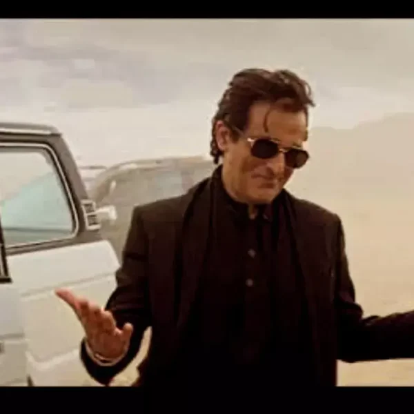 What Makes Akshaye Khanna A Lovable Husband and father…