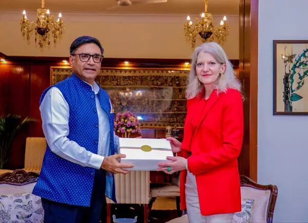 India-US Discuss Defence, Tech, Trade Boost