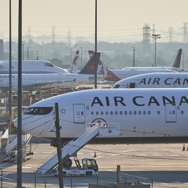 Air Canada Launches Black &apos;Fly-Day&apos; Fares for Indian Travelers