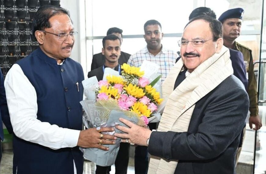 Chief Minister Vishnu Deo Sai extends a warm welcome to Union Minister of Health and Family Welfare J.P. Nadda