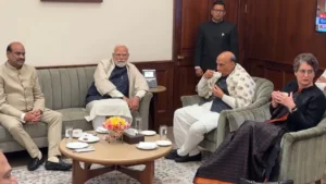PM Modi, Priyanka Gandhi, Supriya Sule, Dharmendra Yadav… ‘Tea and discussion’ between ruling and opposition parties after the Parliament session.