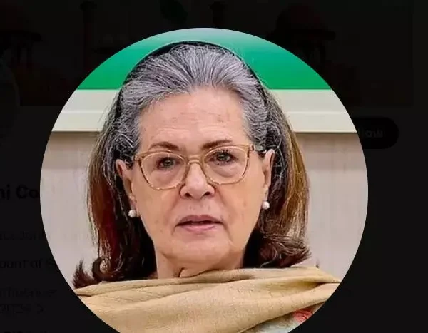 Sonia to Resolve Conflict in Karnataka Congress