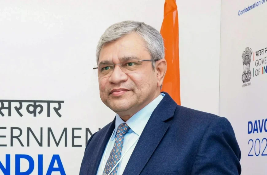 India to keep growing 6-8 pc in real terms in next 5 years: Vaishnaw