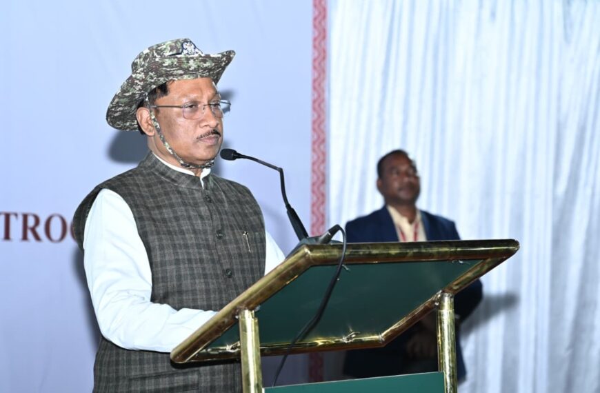 Chief Minister Shri Sai meets and encourages jawans in Narayanpur