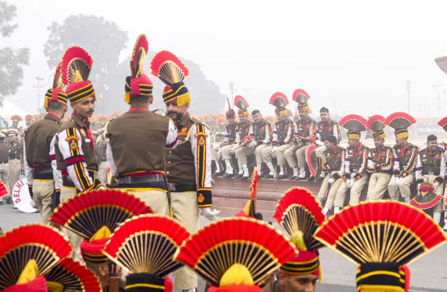 Delhi: Rehearsals for 77th R-Day Parade&hellip;