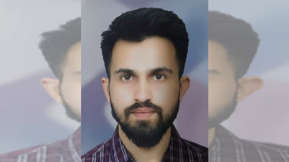 KGMU Conversion Case: Doctor Rameez Malik, carrying a Rs…