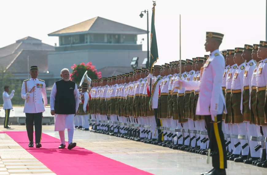 PM Modi Accorded Ceremonial Welcome in&hellip;