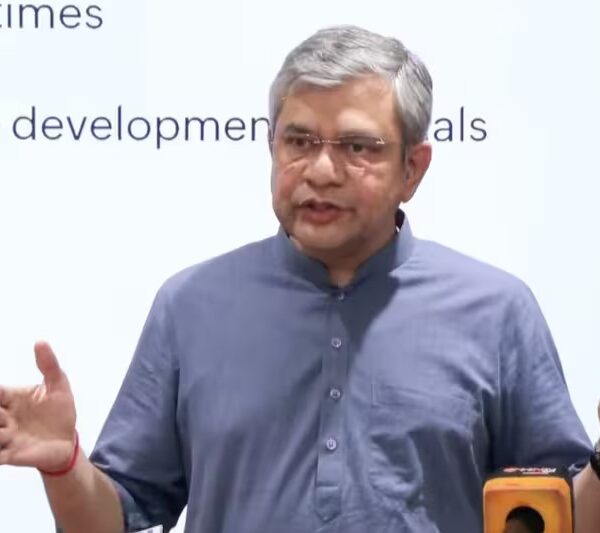 Railways launches new Rail Tech portal, Minister Ashwini Vaishnav makes major announcement: Government will provide funding to AI and tech startups