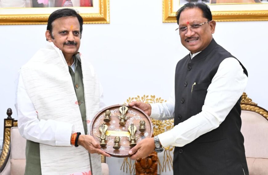 Deputy Chief Minister of Madhya Pradesh Rajendra Shukla Pays Courtesy Visit to Chief Minister of Chhattisgarh Vishnu Deo Sai