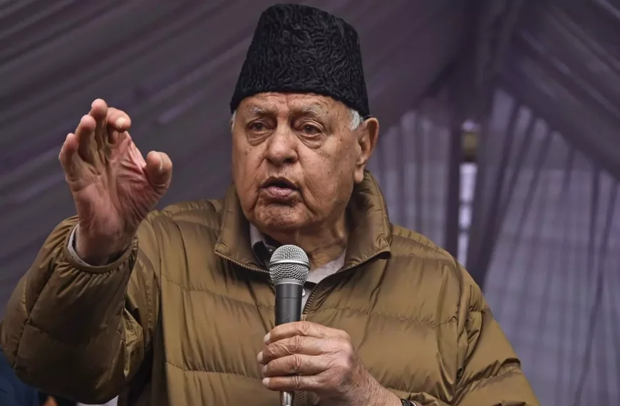 Farooq Abdullah Escaped Unhurt in Attack by Gunman in Jammu