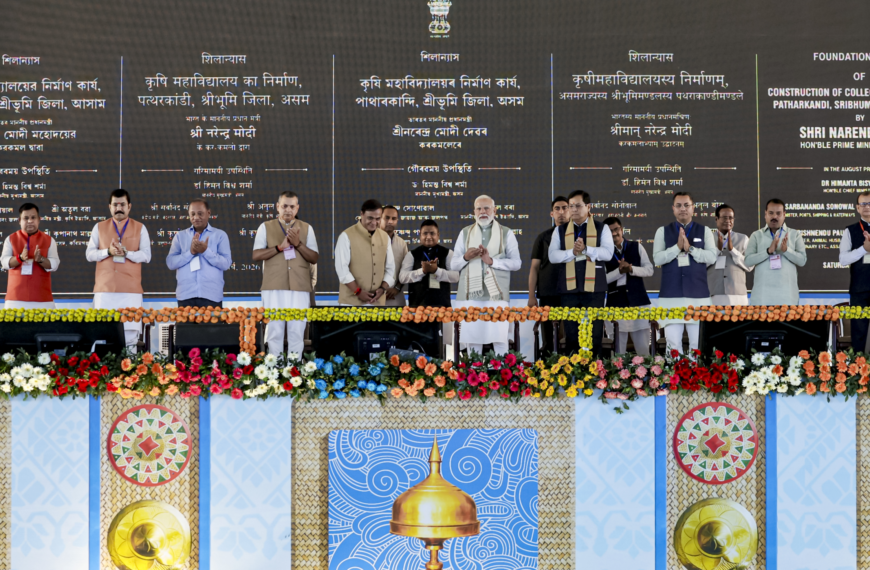 Govt working to minimise impact of global conflicts on people, Cong trying to create panic: PM