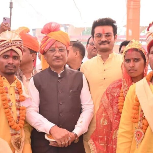 A Pledge to Honor Daughters: Chief Minister Blesses 240 Newlywed Couples with a Happy Married Life