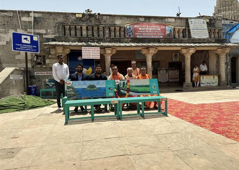 Bisleri International Installs Recycled Plastic Benches at Dwarkadhish Temple in Gujarat