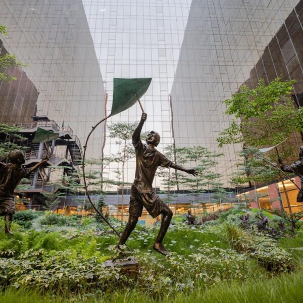 Max Estates Accelerates Net-Zero Vision with Solar Power Adoption at Max Square, Sector 129 Noida