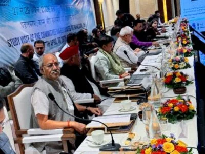 Emphasis on extending digital connectivity and roads to remote villages: Brijmohan Agrawal’s key suggestions in the Estimates Committee.