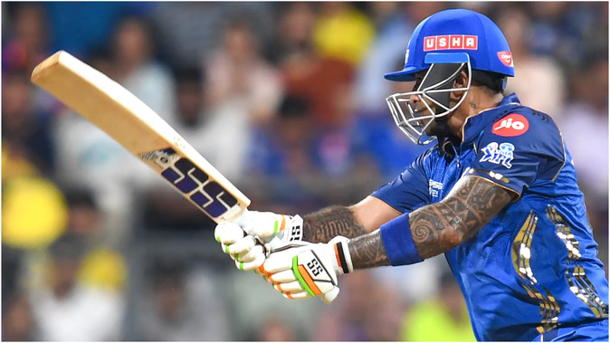 MI vs CSK Live Score: Akeal breaks Tilak-Suryakumar’s 70+ run partnership; last match’s centurion dismissed for 37 runs