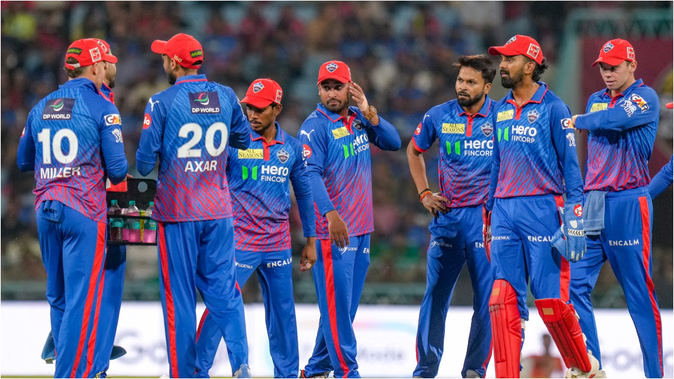 LSG vs DC Live Score: Lucknow suffers its sixth blow; Kuldeep sends Mukul Chaudhary back to the pavilion; score crosses the 100-run mark.