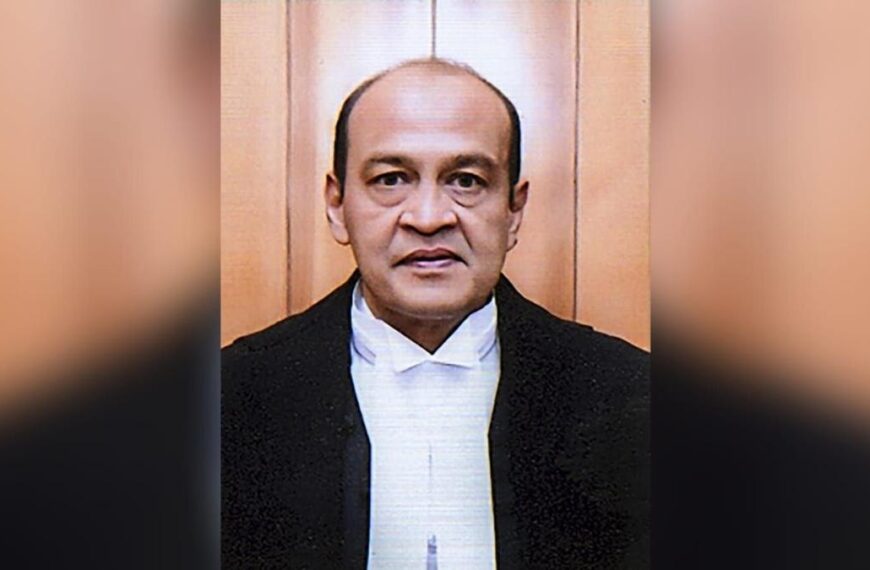 Justice Yashwant Varma, accused in cash-at-home scam, resigns