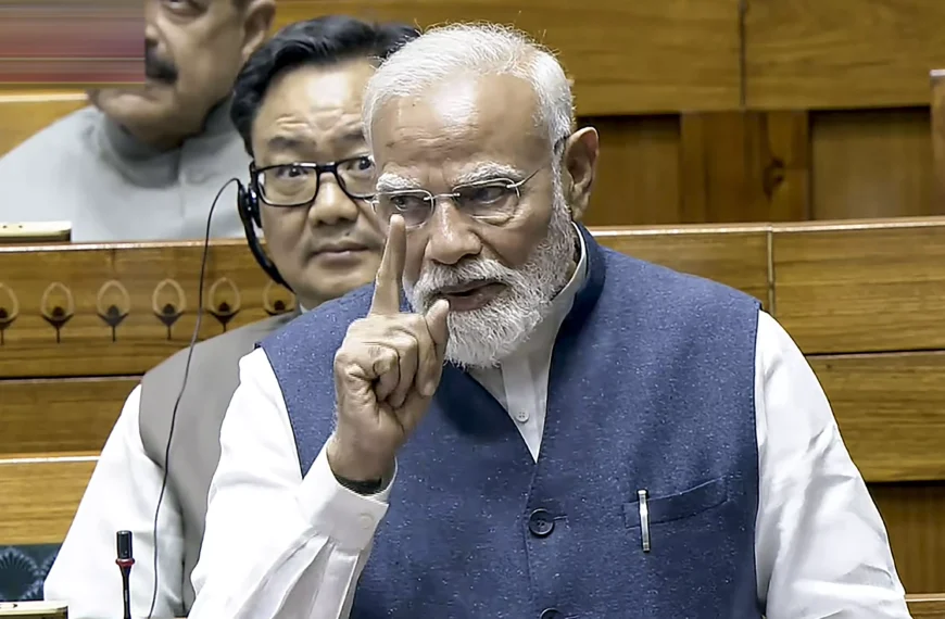 PM Urges Opposition Not to Politicize Women’s Quota Law