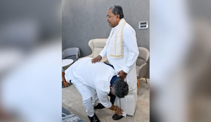 Karnataka Congress Crisis Live: ‘I am going to resign,’ Siddaramaiah announces during breakfast meeting; Shivakumar seen touching his feet