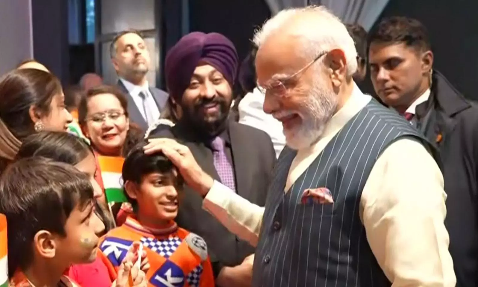 PM Modi Receives Warm Diaspora Welcome in&hellip;