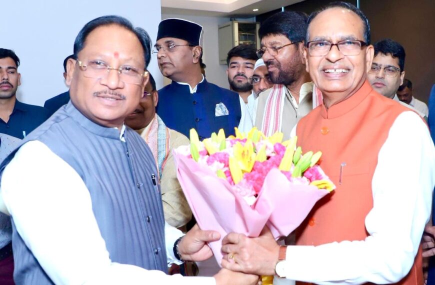 Chief Minister Vishnu Deo Sai Attends Launch of Shivraj Singh Chouhan’s Book “Apnapan” in New Delhi