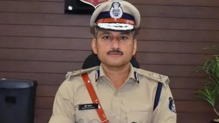 Reshuffle in Chhattisgarh Police: Senior IPS Badrinarayan Meena gets Bastar Command