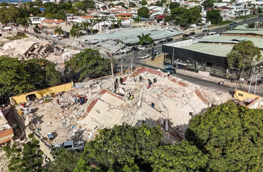 Frustration Grows in Venezuela as Earthquake Death Toll Reaches 1,430