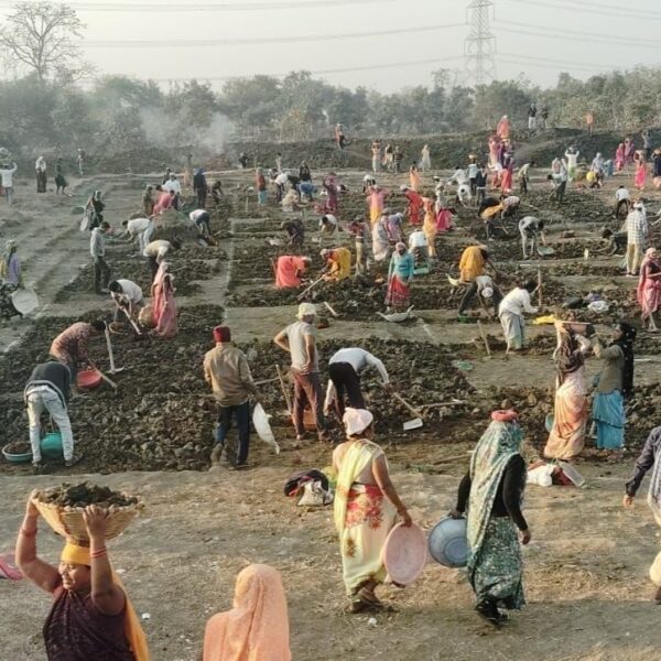 Grand campaign of water conservation: MNREGA is increasing water…