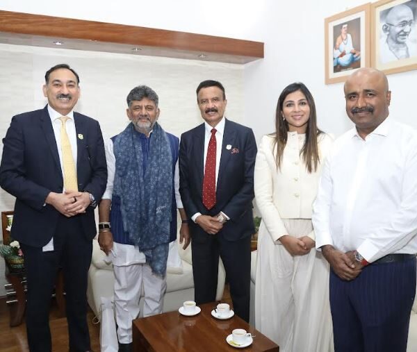 Dr. Azad Moopen Meets D.K. Shivakumar; Reaffirms Aster DM Quality Care’s Commitment to Karnataka with Rs 1,315 Crore Investment