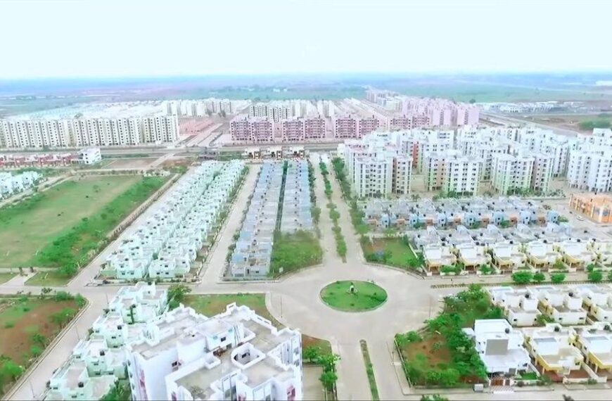 Chhattisgarh Ensures Dignified Rehabilitation Before Clearing Encroached Land at Nakti