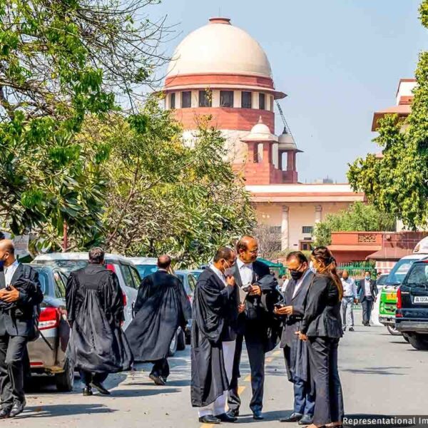 Is English Now an Indian Language? Supreme Court Sparks a National Conversation-By-Kumar Bahukhandi (Editorial)
